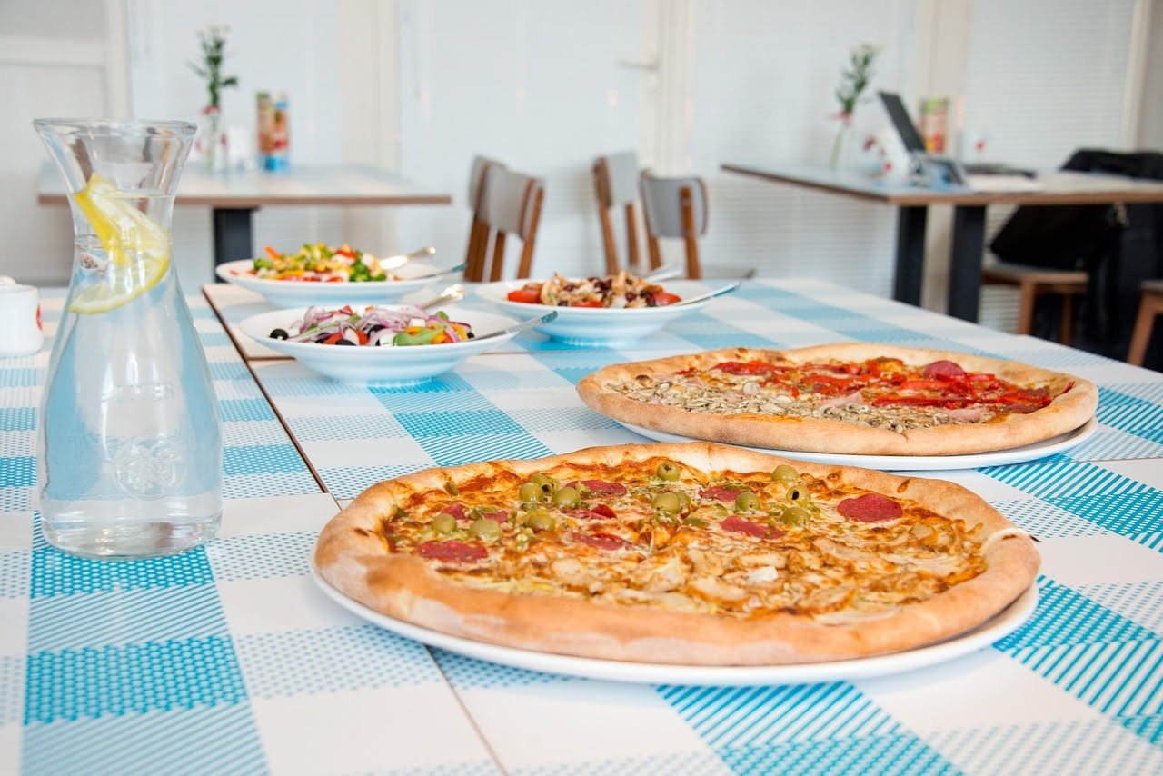 Com'è fatto il banco di una pizzeria e perché è così