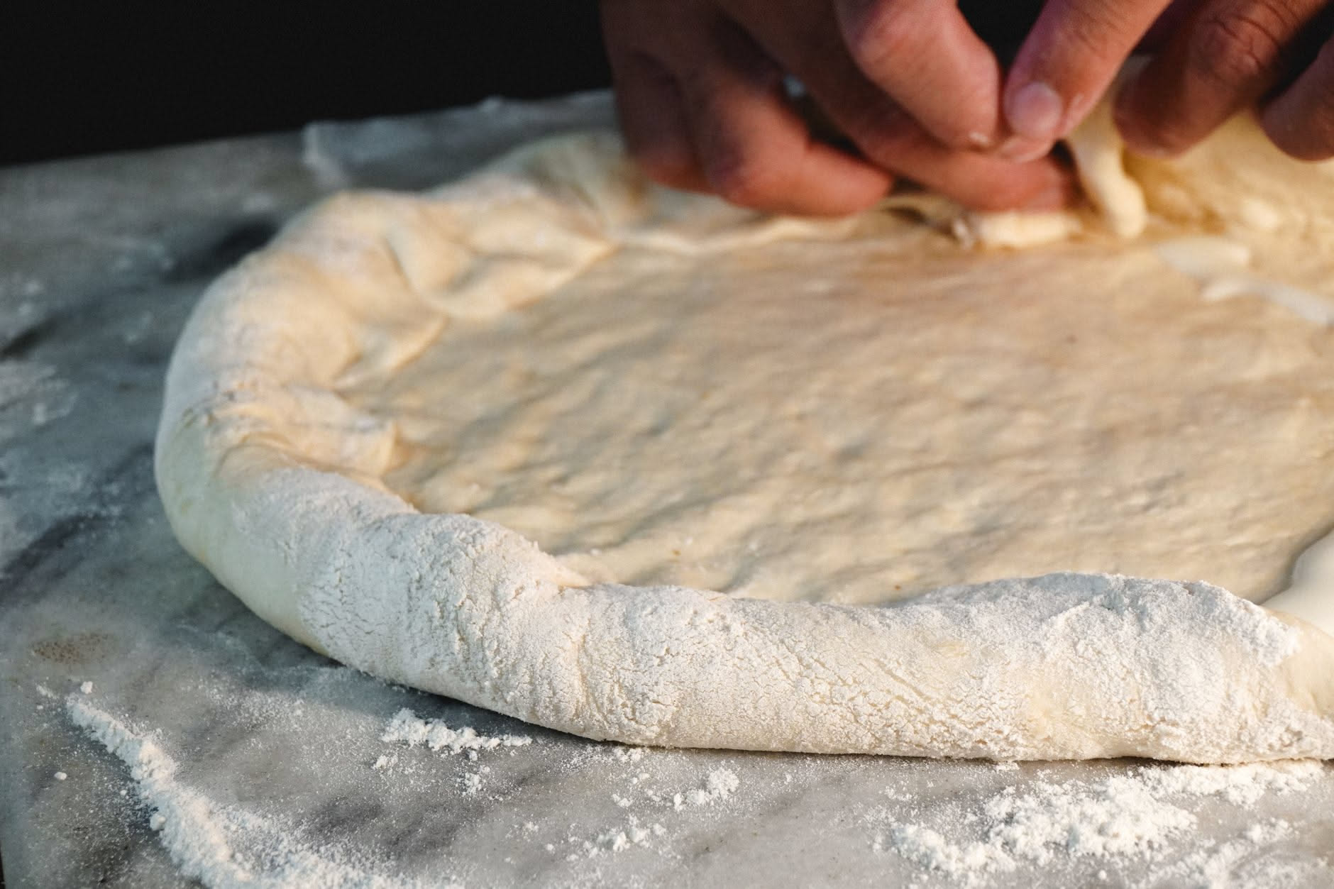 L'impasto della pizza contemporanea: idratazione e tempi spiegati