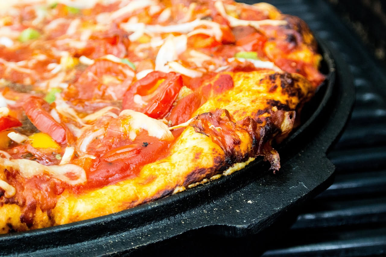 La Chicago deep dish: la pizza americana costruita al contrario
