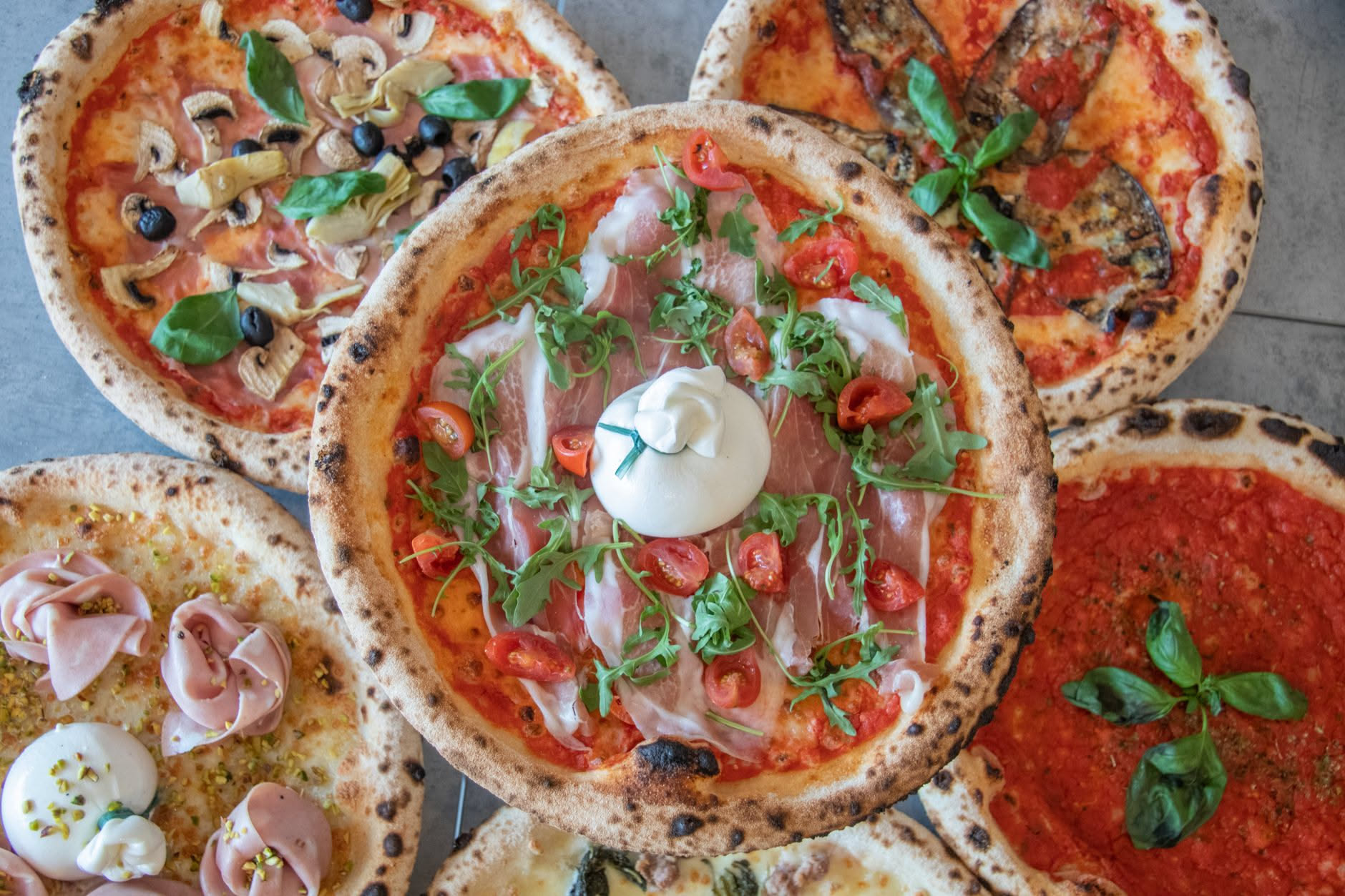 Mortadella e farciture a crudo: perché la contemporanea si condisce dopo