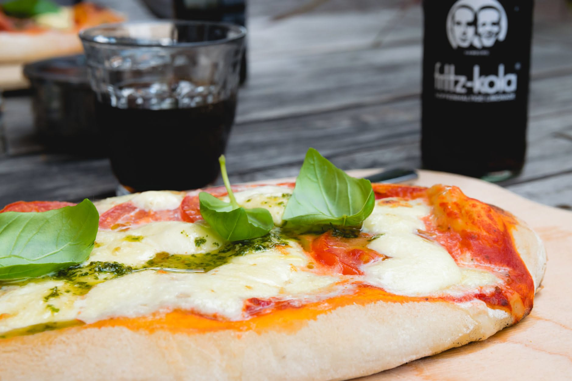 Pizza senza glutine in casa: la ricetta e come si stende