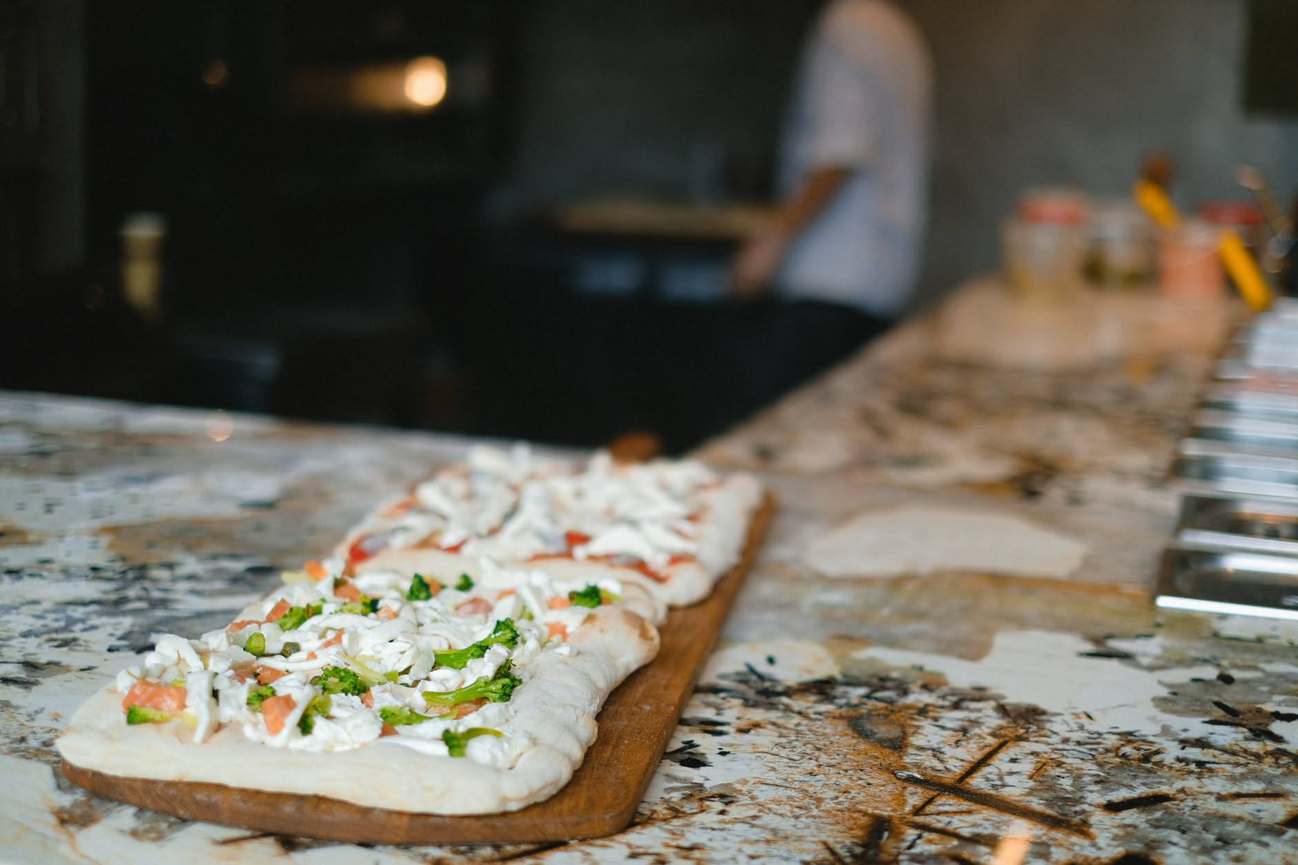 La pizza bianca: la ricetta senza pomodoro