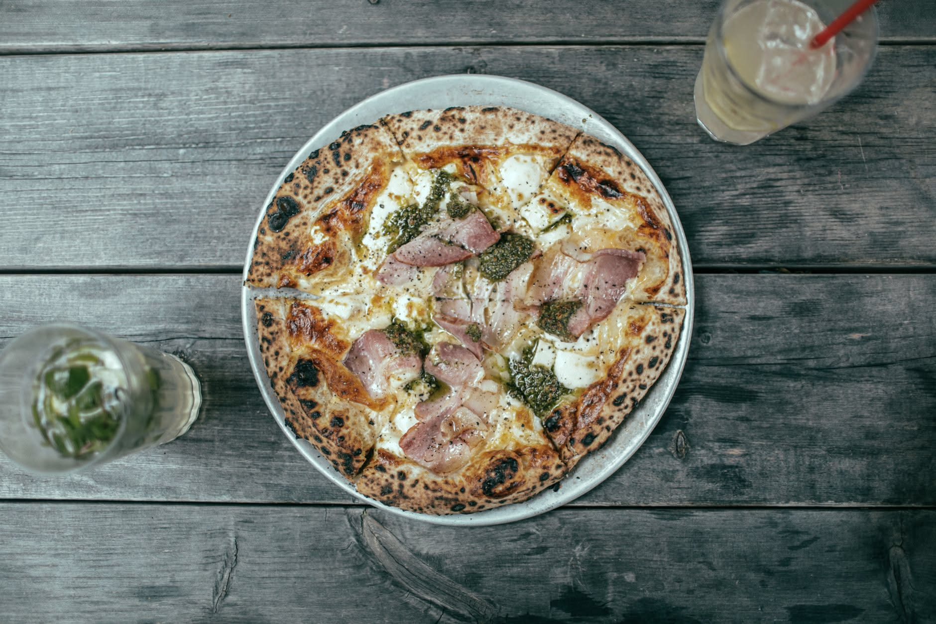 La pizza mortadella e pistacchio: la ricetta e in che ordine si compone