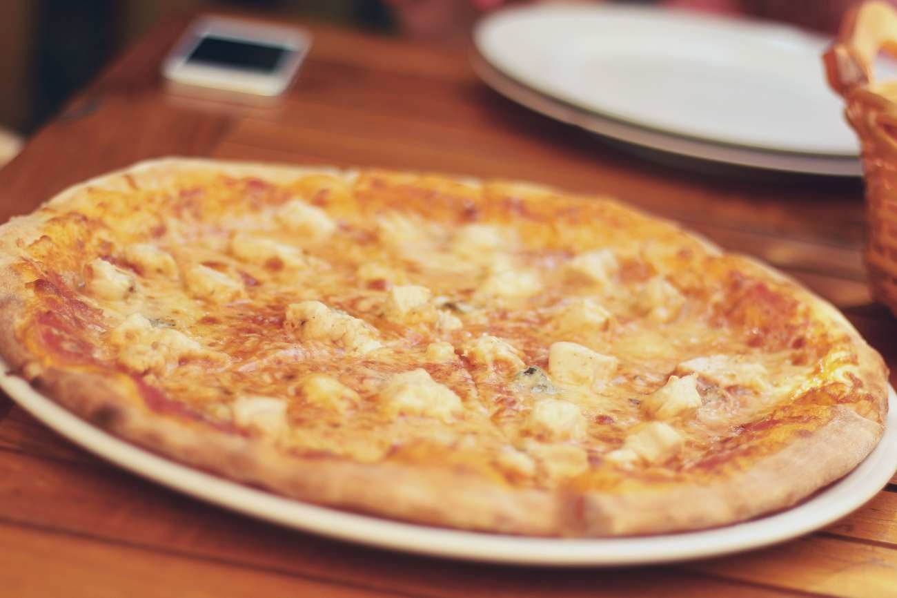 Pizza ai formaggi